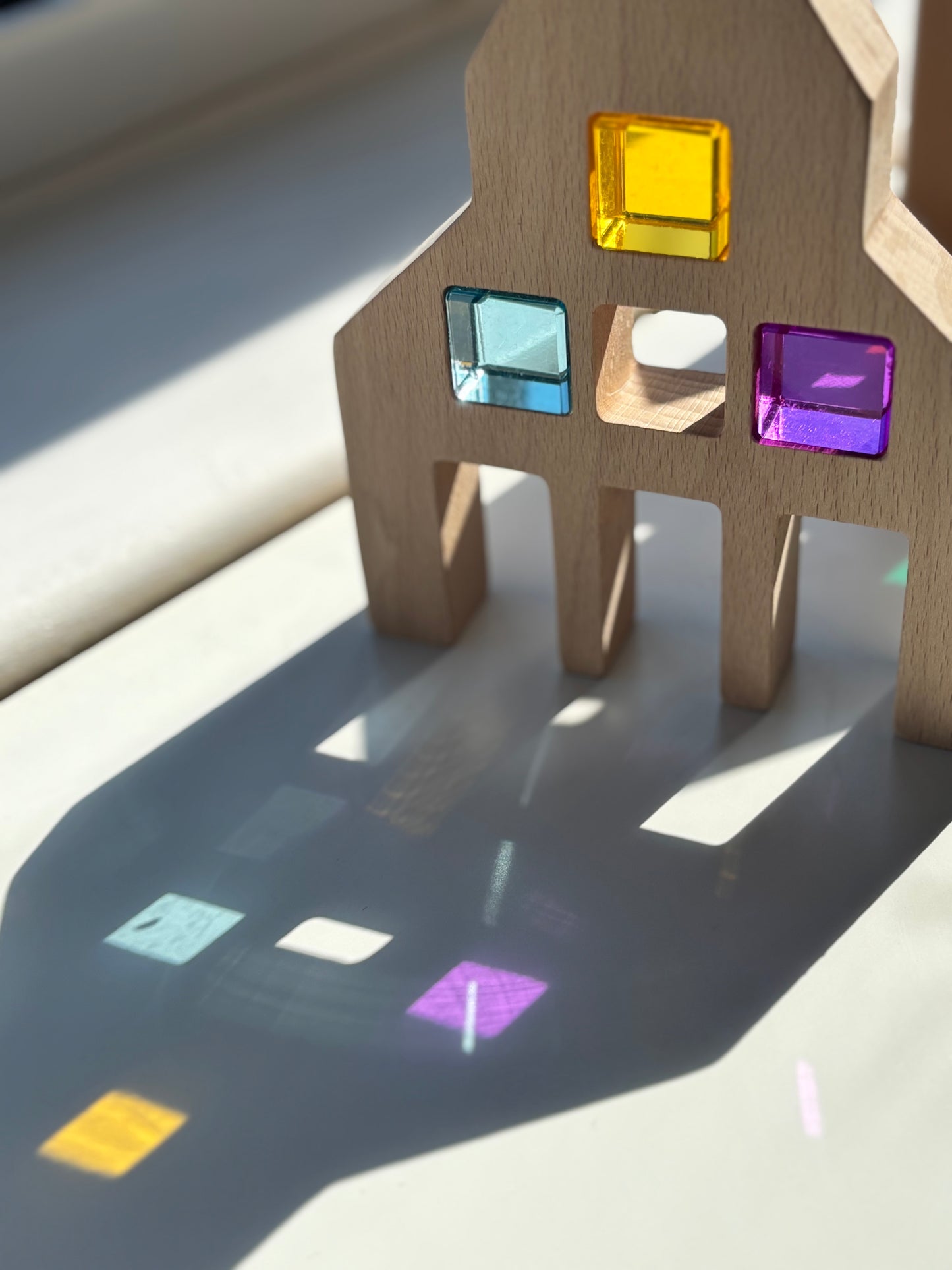 Wooden Window House with Acrylic Building Blocks (C)
